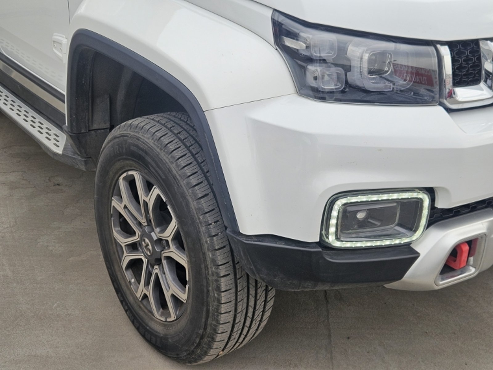 BAIC Bj40p Gdi 4x4 2.0t Aut 2024 - Imagen 7 de 20