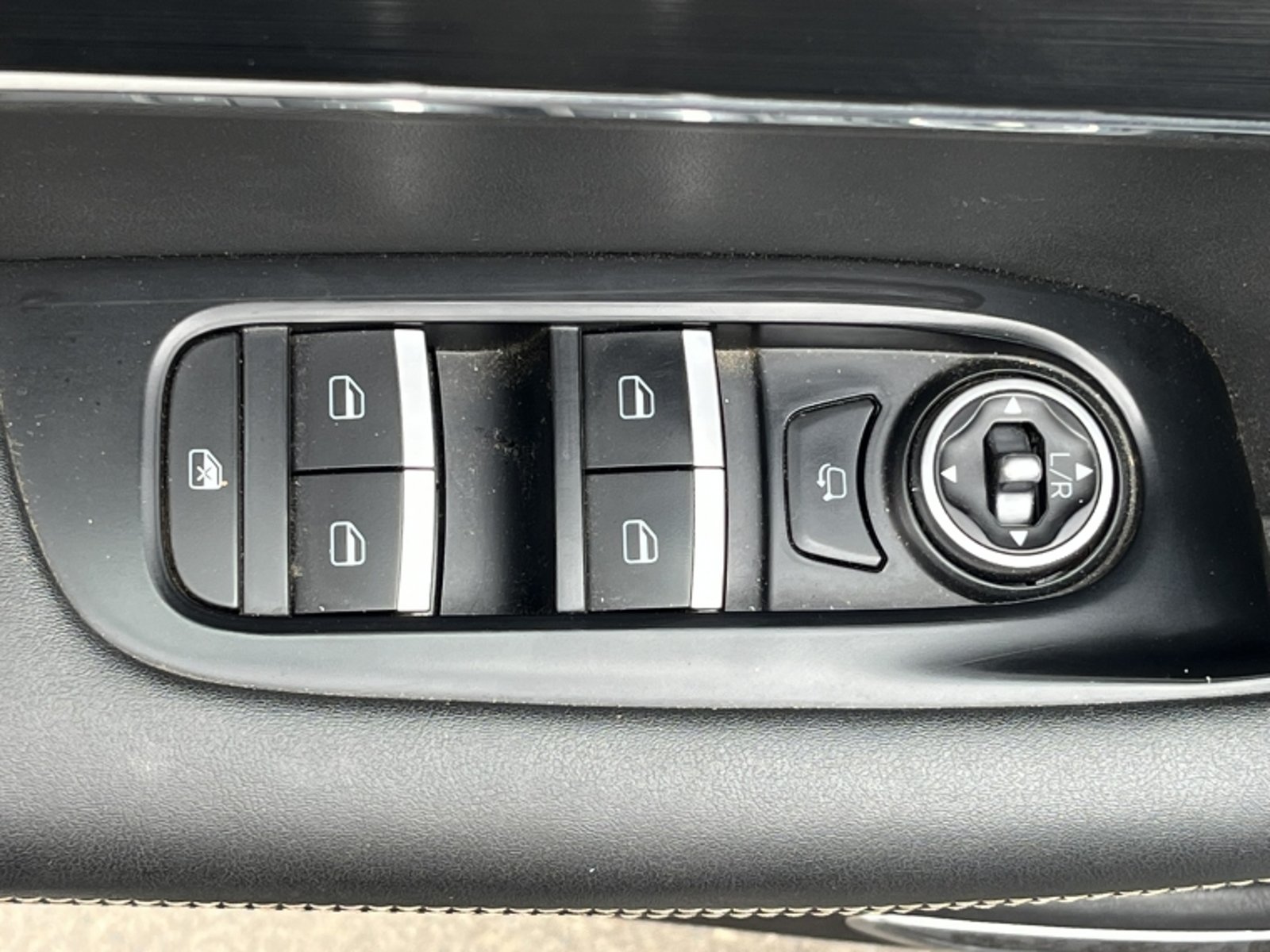 CHERY Tiggo 8 1.5 2024 - Imagen 12 de 20
