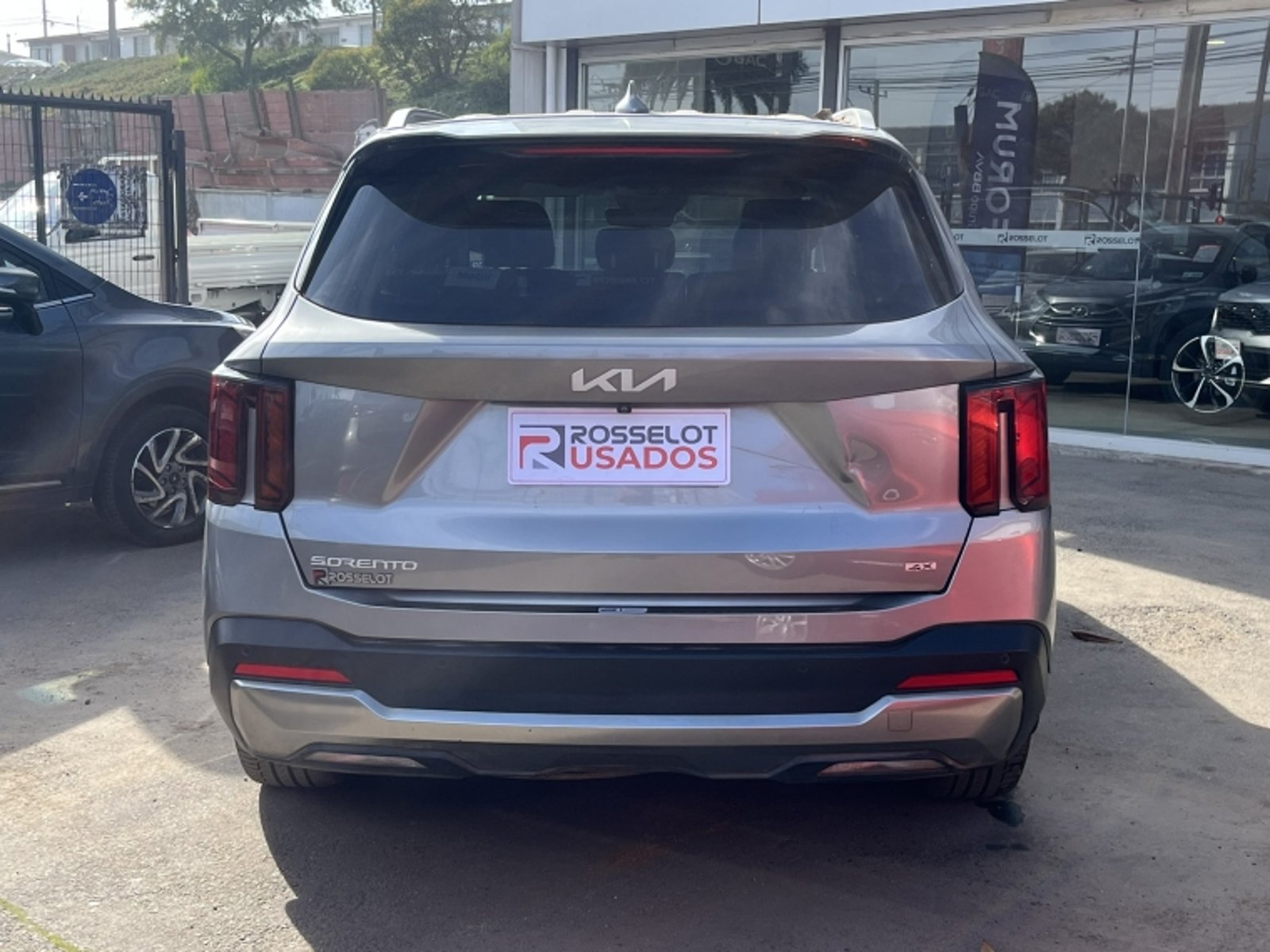 Kia Sorento Ex 4x4 2.2 Aut 2024 - Foto 4 de 20