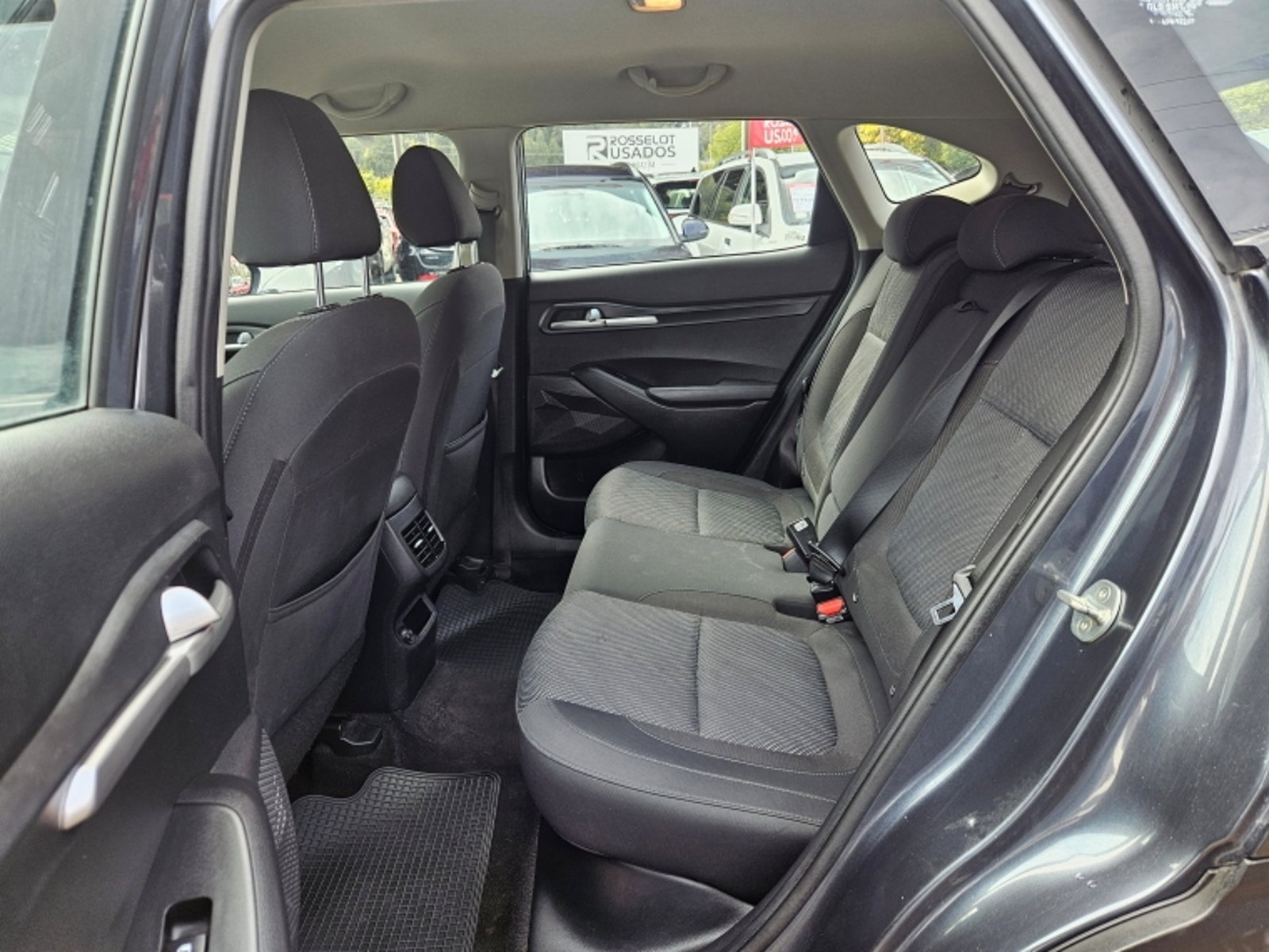 Kia Seltos Mpi 6mt 1.6 2022 - Imagen 8 de 20