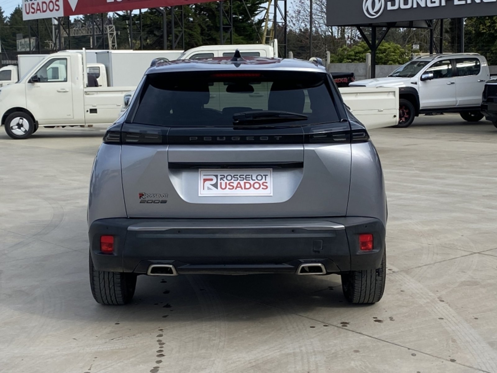 Peugeot 2008 Allure 1.2 Aut 2024 - Foto 5 de 20