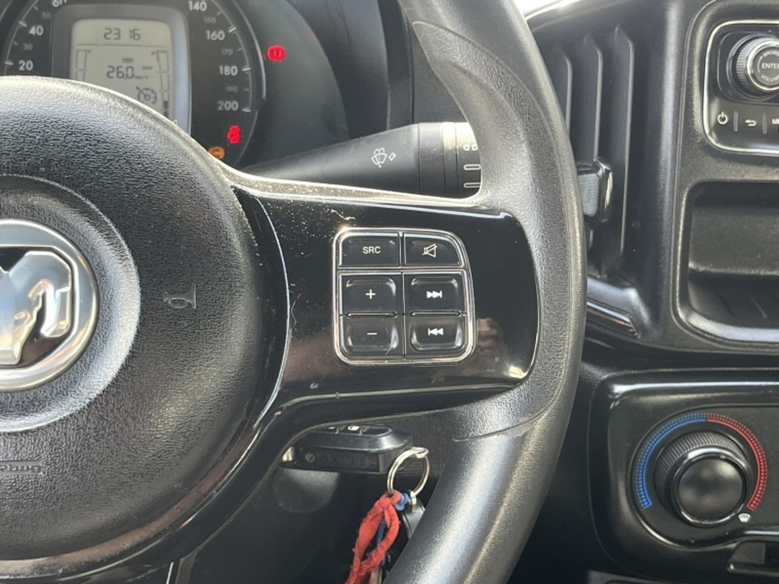 RAM 700 Slt Cd 4x2 1.4 2023 - Imagen 18 de 20