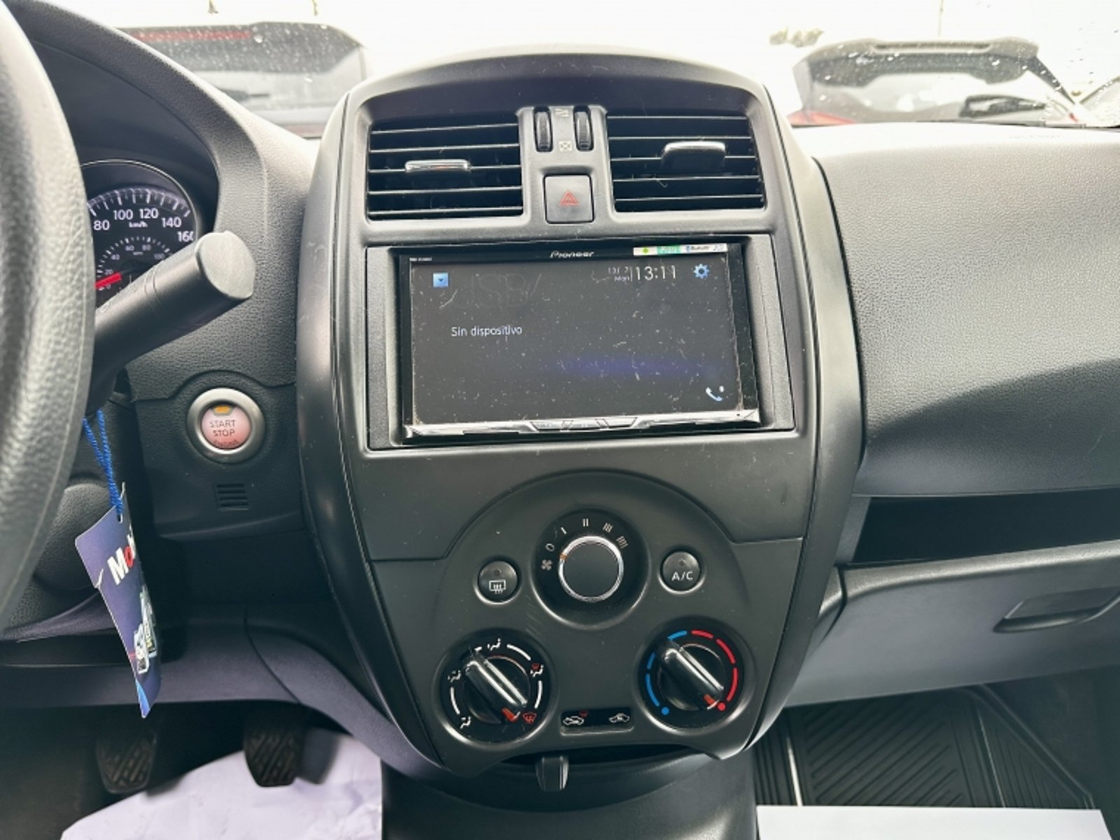 Nissan Versa Sedan 1.6 2021 - Imagen 13 de 20