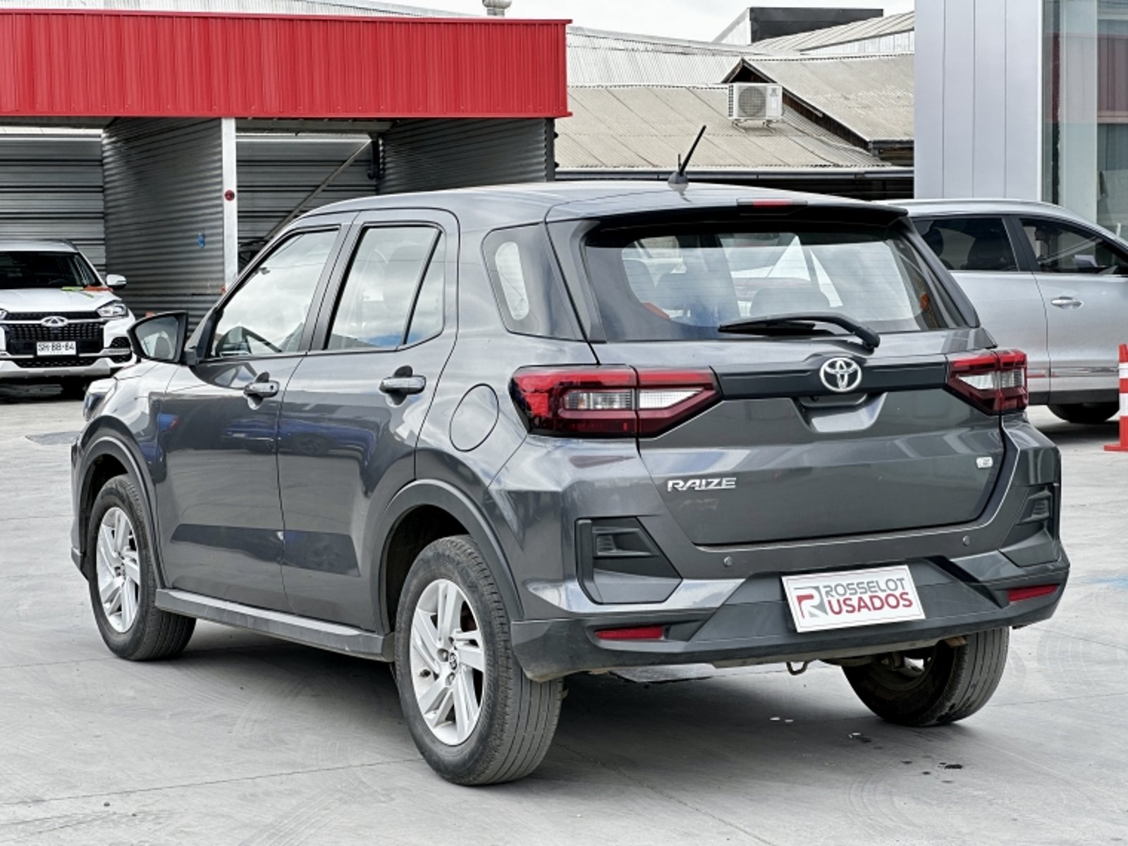 TOYOTA Raize Cvt 1.2 Aut 2023 - Imagen 7 de 20