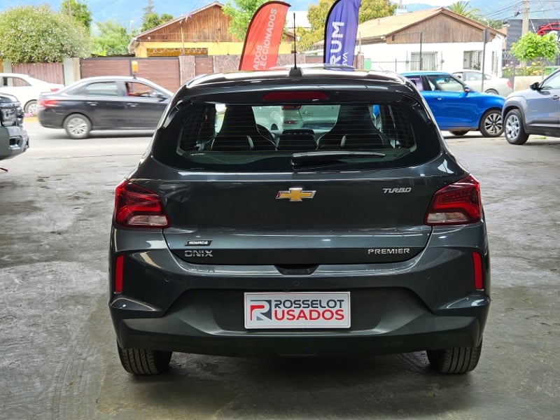 Chevrolet Onix Hb 1.0 At 2023 - Imagen 6 de 19