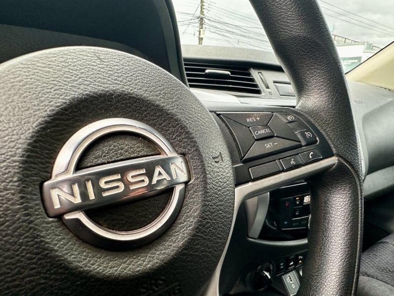 Nissan Navara D Cab 2.3 2023 - Imagen 13 de 20