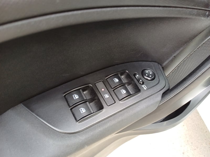 Fiat Cronos Drive 1.8 At 2022 - Imagen 10 de 17