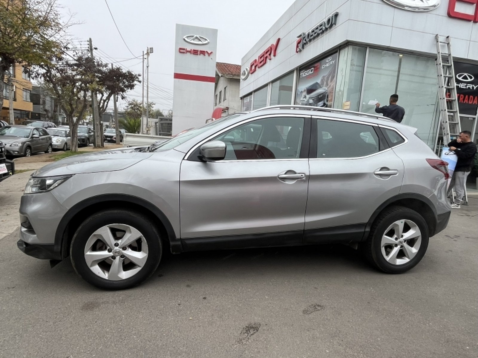 Nissan Qashqai 1.6 6mt 4x2 2021 - Foto 2 de 20
