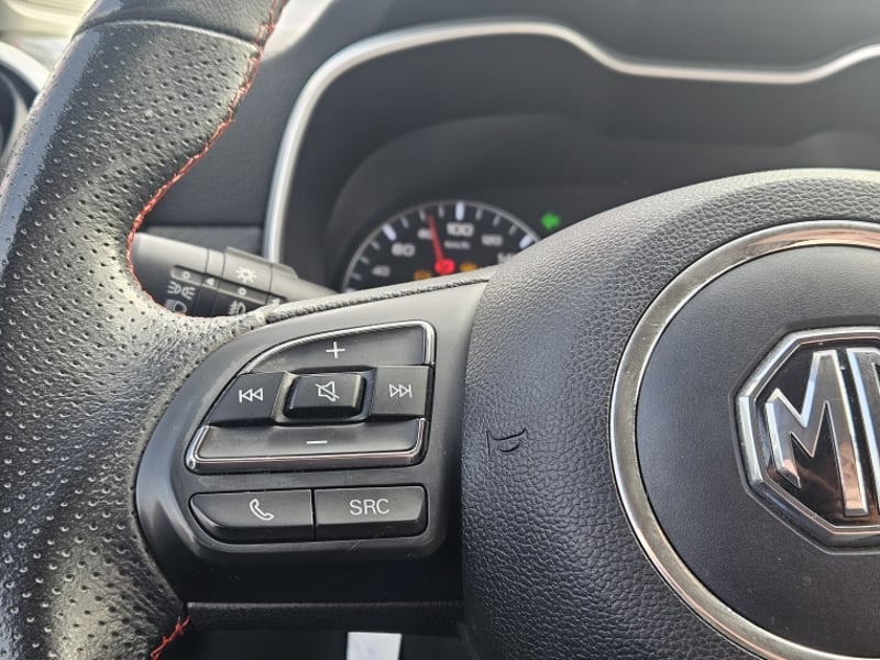MG ZS Zx 1.5 2022 - Imagen 13 de 20