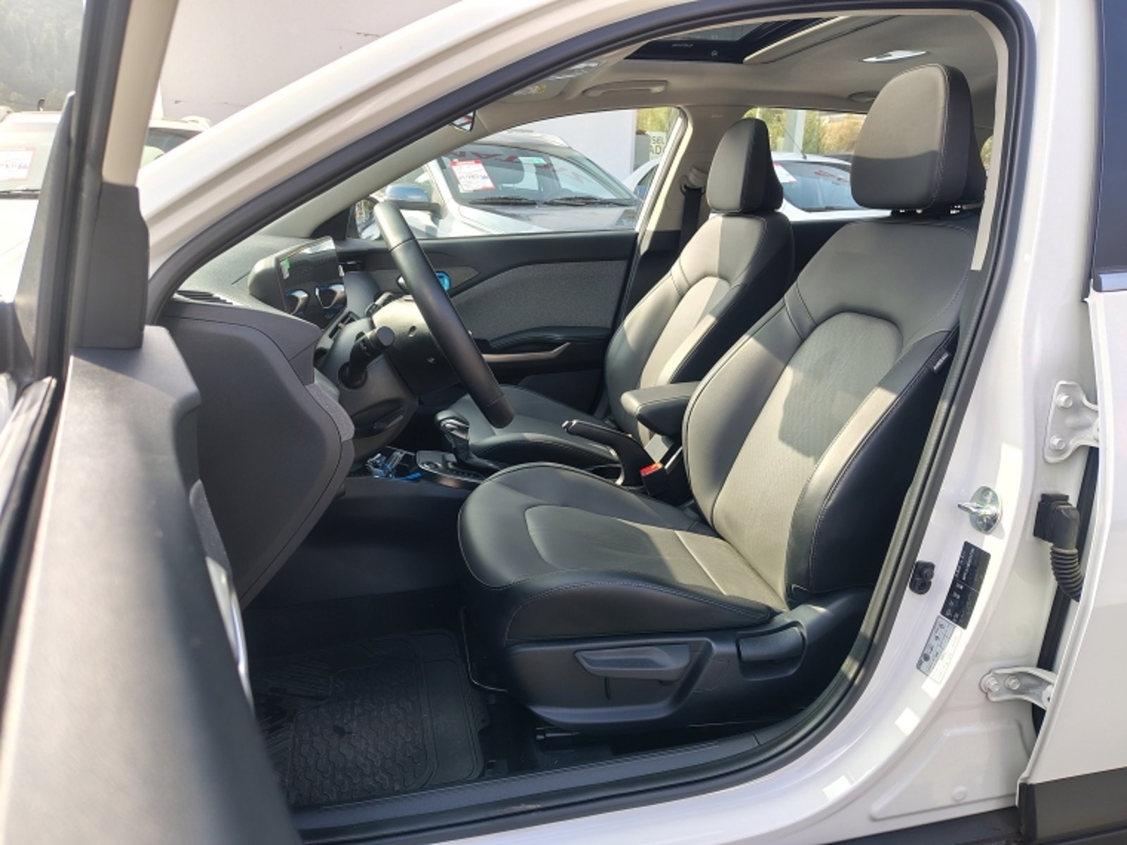 KIA K3 Cross Mpi 1.6 Aut 2025 - Imagen 15 de 20