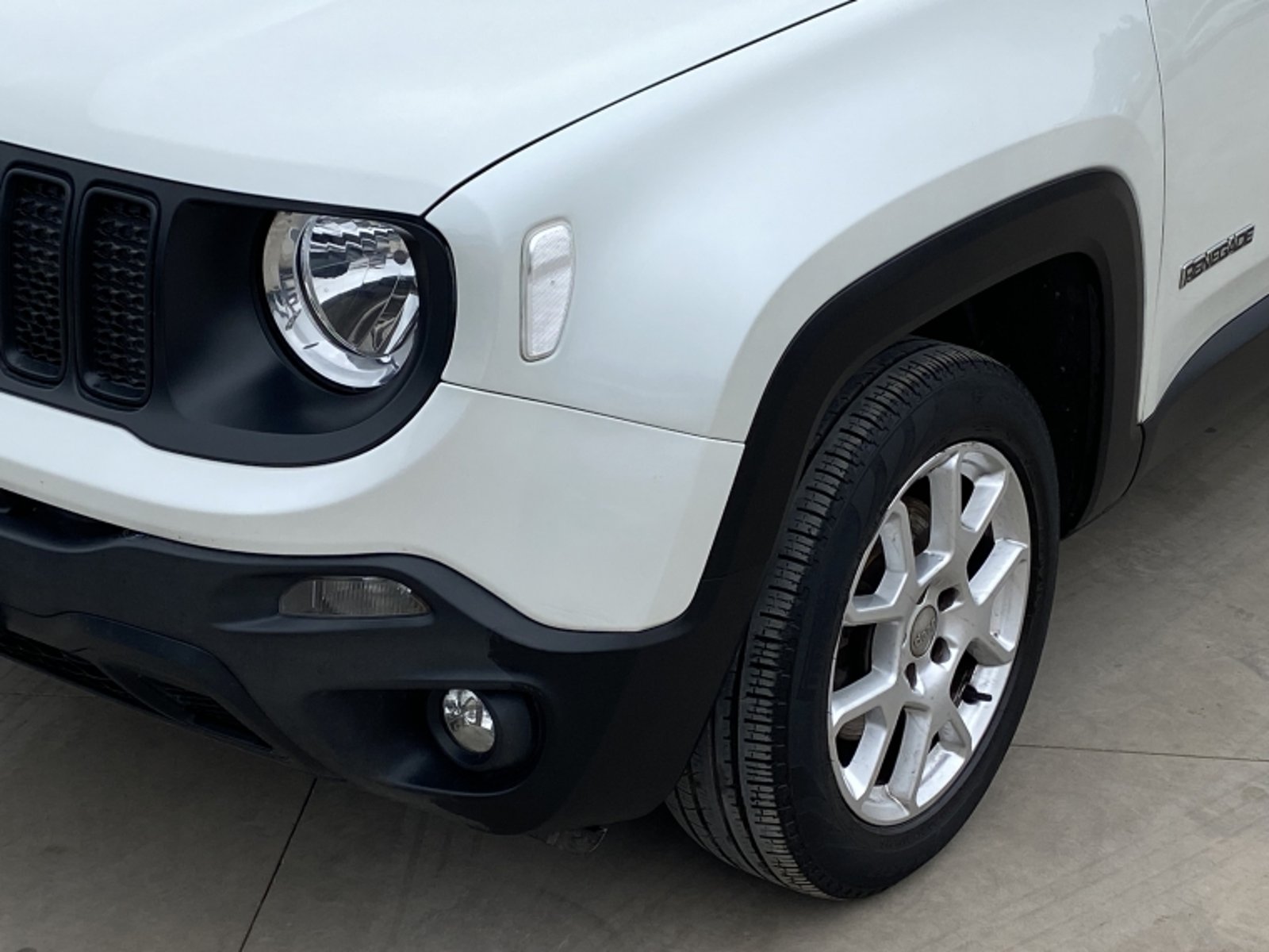 JEEP Renegade Sport 1.8 2022 - Imagen 8 de 20