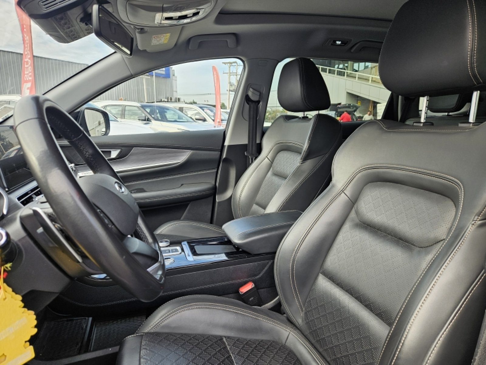 CHERY Tiggo 8 Pro Glx Dct 1.6 Aut 2023 - Imagen 17 de 20