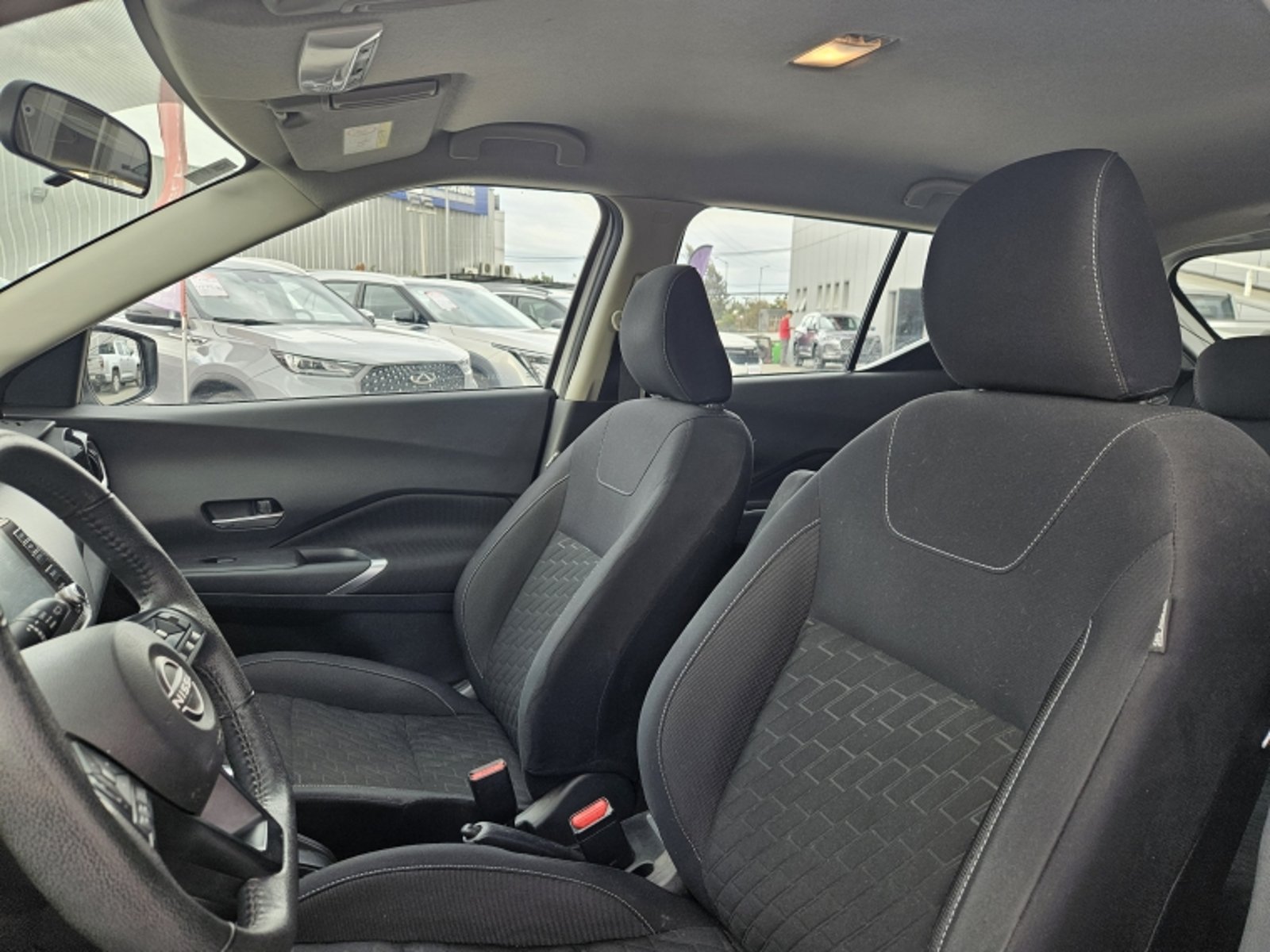 NISSAN Kicks 4x2 1.6 Aut 2023 - Imagen 15 de 20