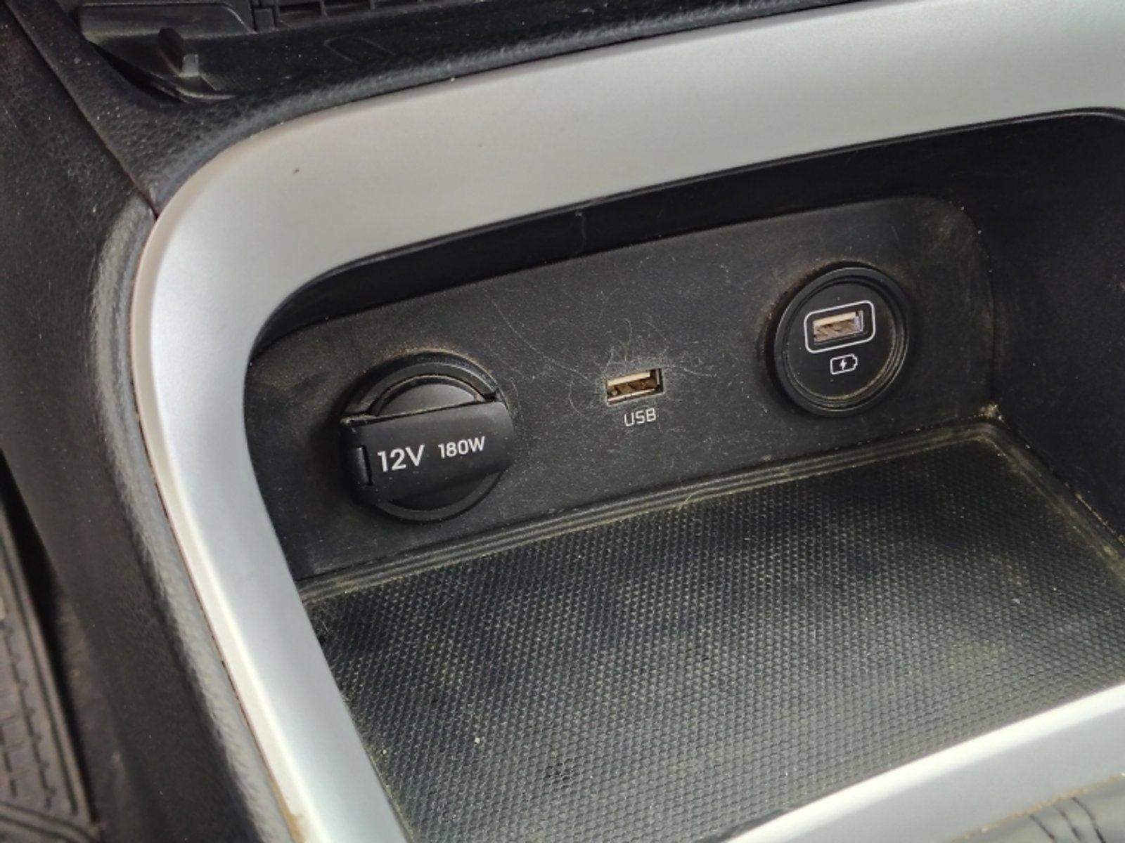 KIA Sonet Ex 1.5 2024 - Imagen 20 de 20