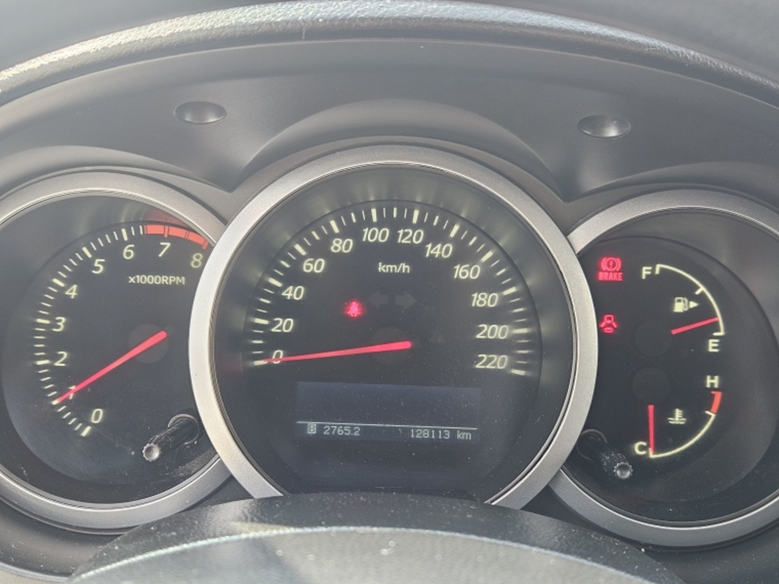 SUZUKI Grand Nomade 2.4 2017 - Imagen 18 de 20