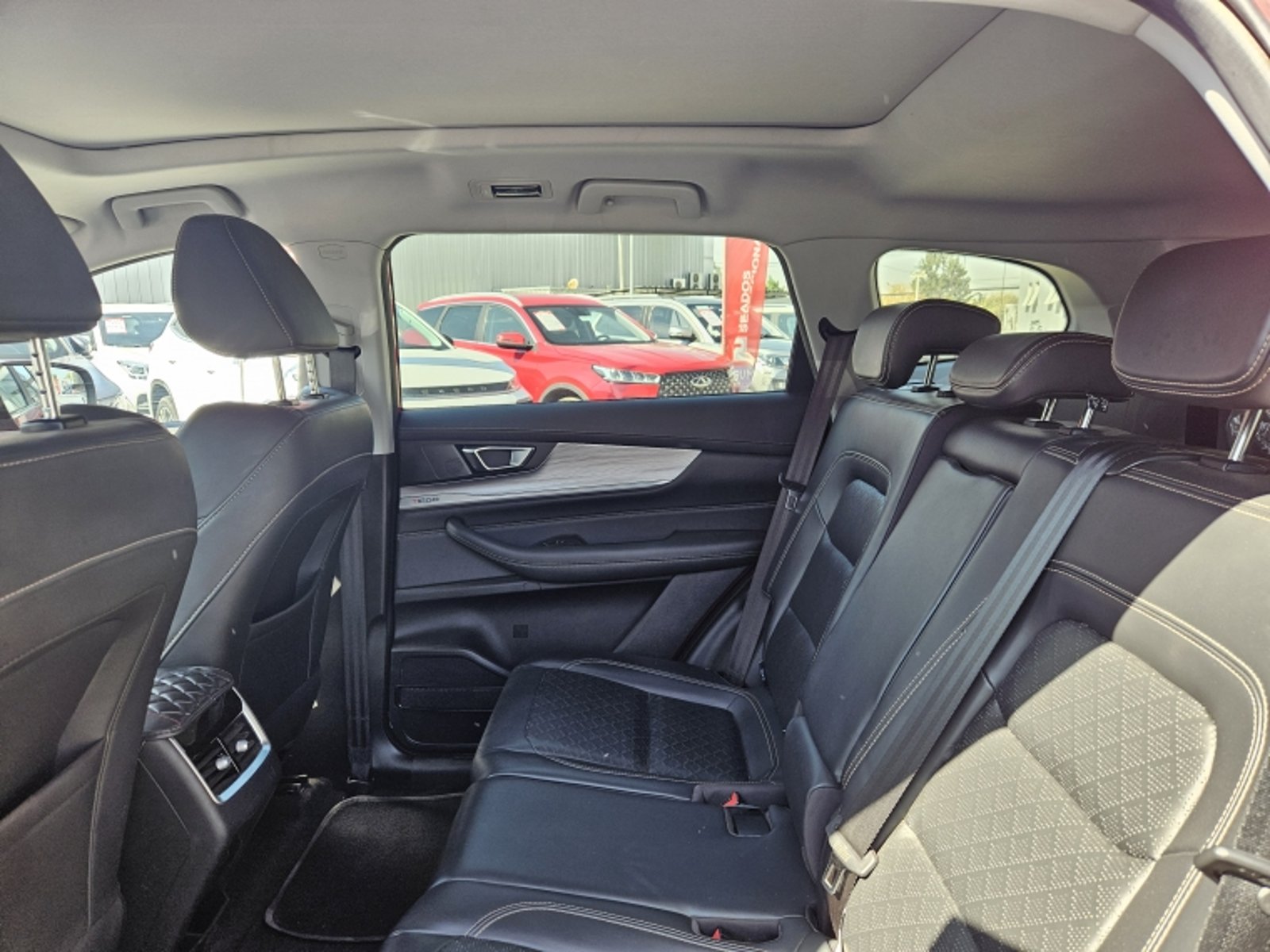 CHERY Tiggo 8 Pro Glx Dct 1.6 Aut 2023 - Imagen 8 de 20