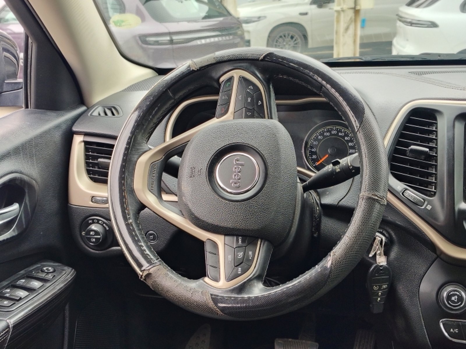 JEEP Cherokee Ltd 4x4 2.4 2016 - Imagen 12 de 20