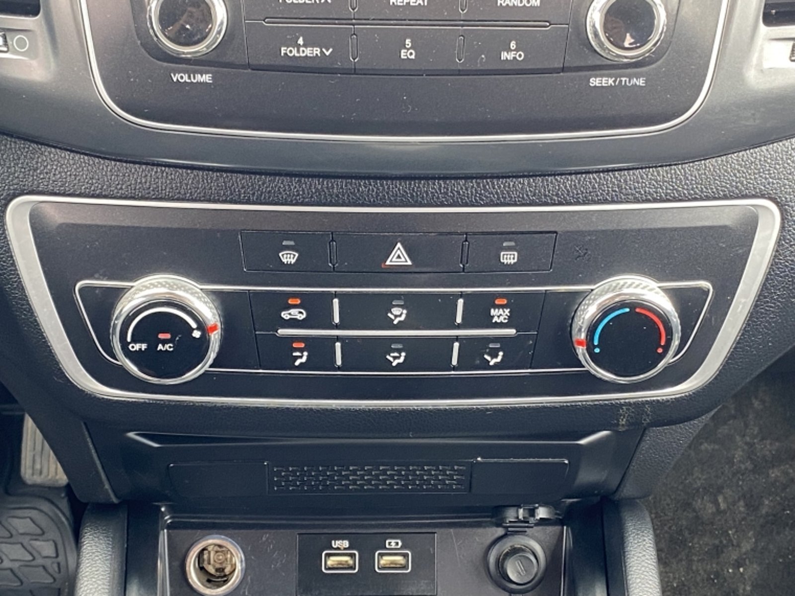 SSANGYONG GRAND MUSSO Musso Grand 2.2 4x2 Mt - Ql610 Euro Vi Mn 2023 - Imagen 13 de 20