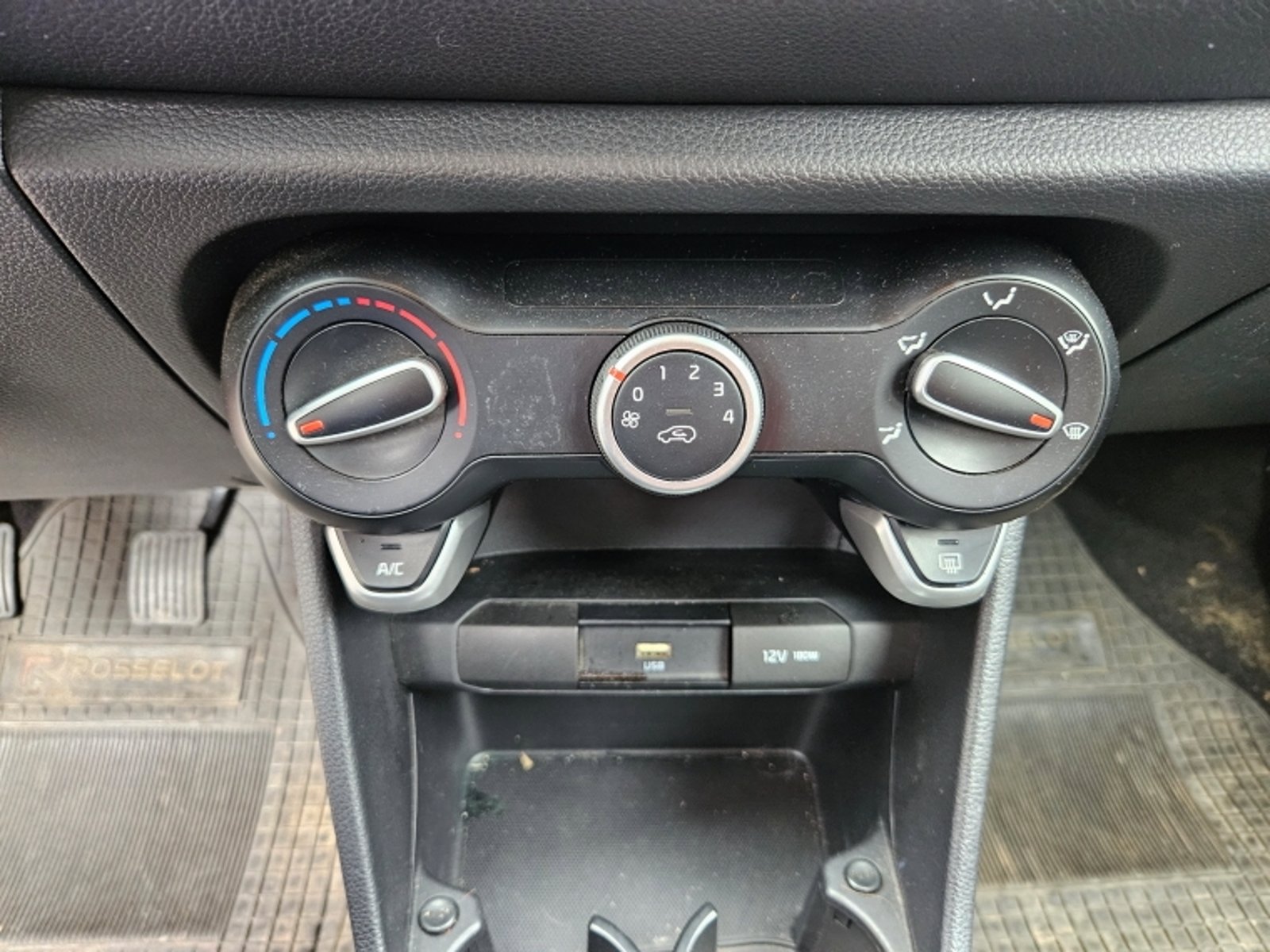 Kia Morning Mpi 1.2 2023 - Imagen 17 de 20