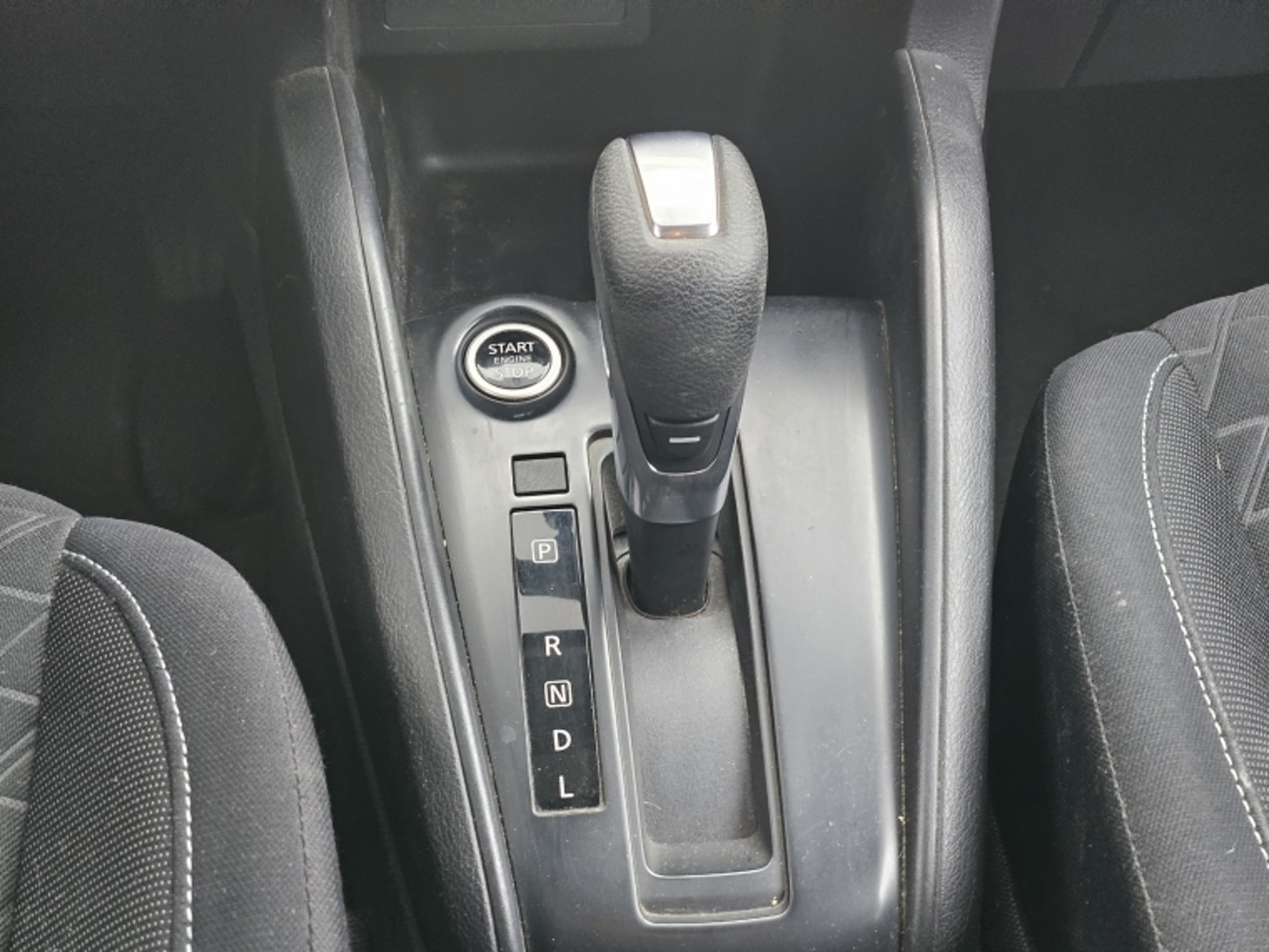 NISSAN Kicks 4x2 1.6 Aut 2023 - Imagen 12 de 20