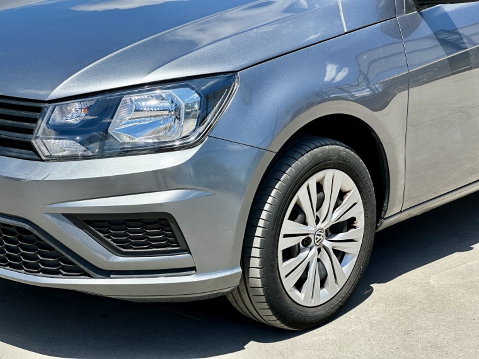 VOLKSWAGEN Voyage 1.6 2021 - Imagen 4 de 20