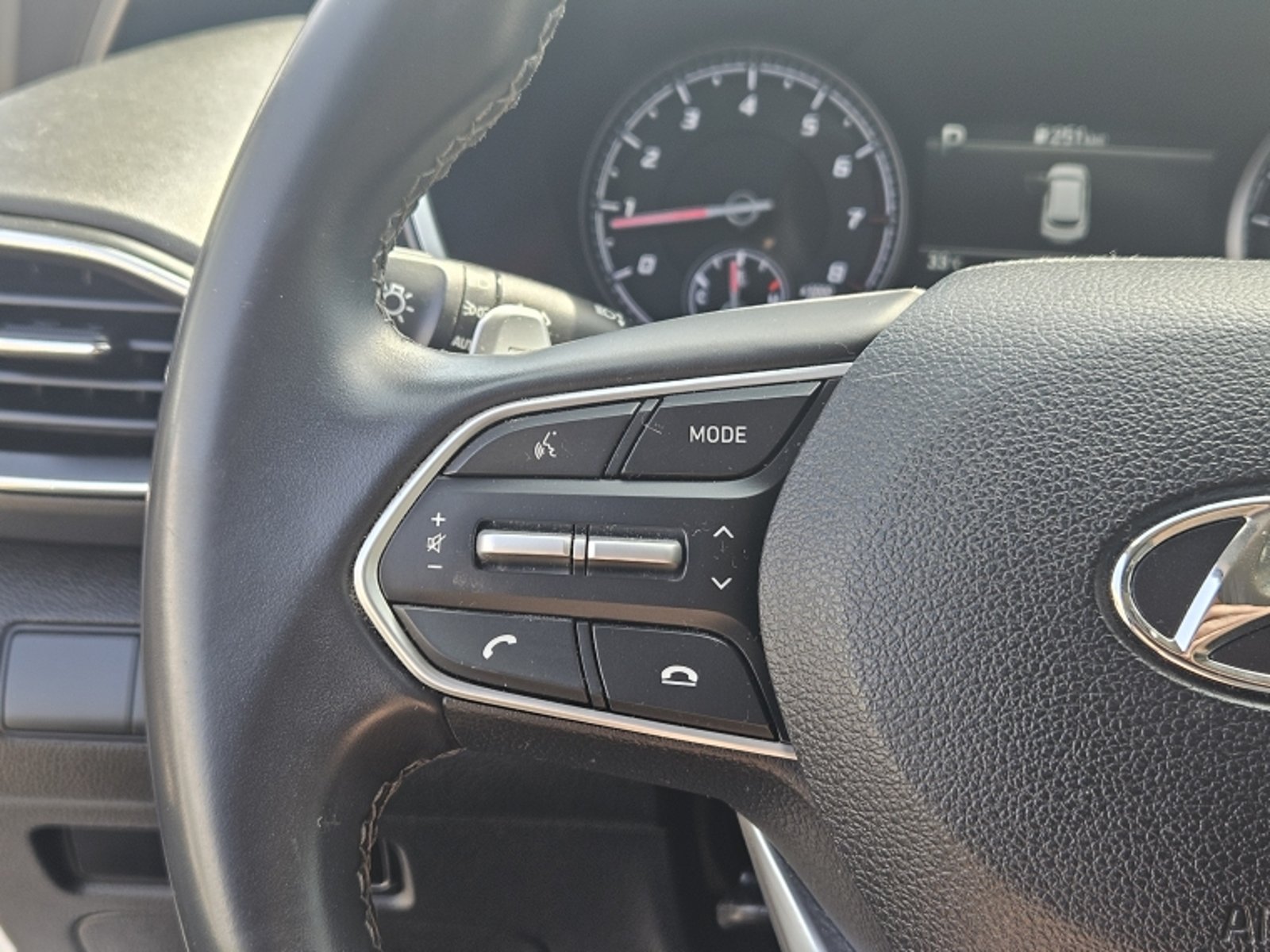 HYUNDAI Santa Fe Mpi 2.5 Aut 2024 - Imagen 15 de 20