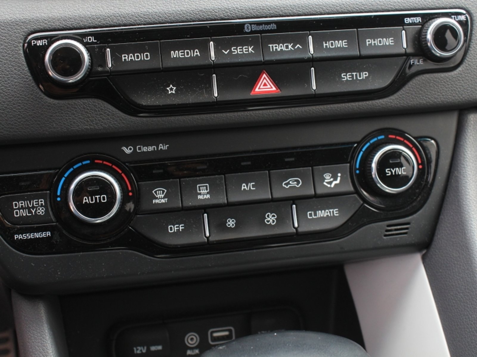 KIA Niro 1.6l Gdi 6dct At 4x2 2018 - Imagen 16 de 20
