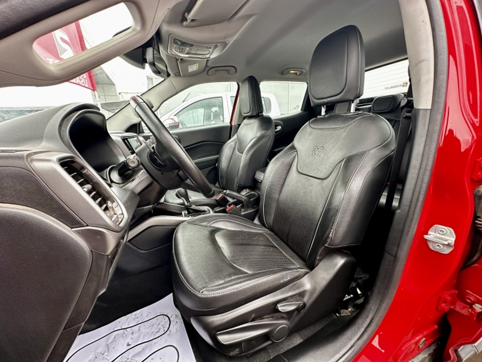 RAM 1000 Big Horn Fwd Bz 1.8 Aut 2024 - Imagen 10 de 20