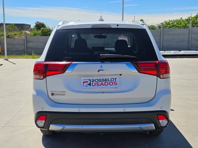 Mitsubishi Outlander 2.0 2018 - Imagen 6 de 20
