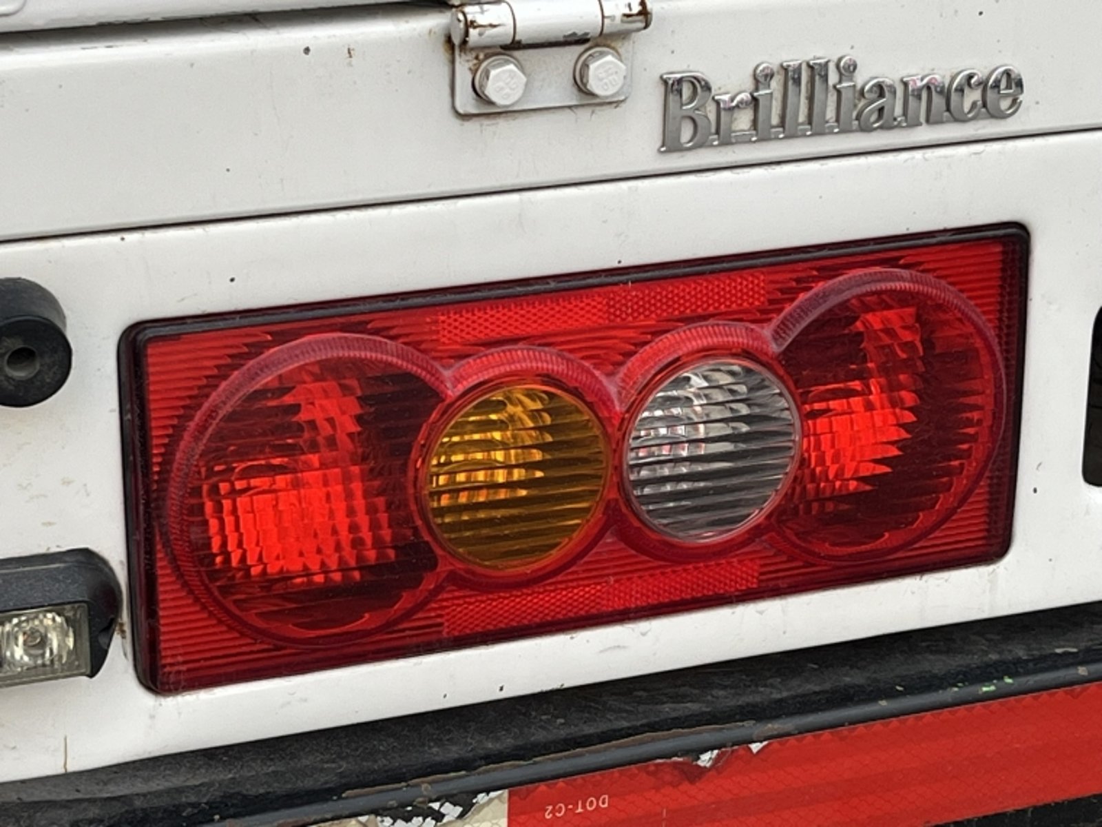 Brilliance T32 Dc 1.5 2022 - Imagen 11 de 20
