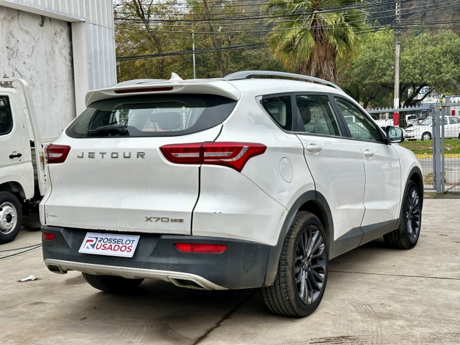 JETOUR X70 Gl 1.5 2022 - Imagen 5 de 20