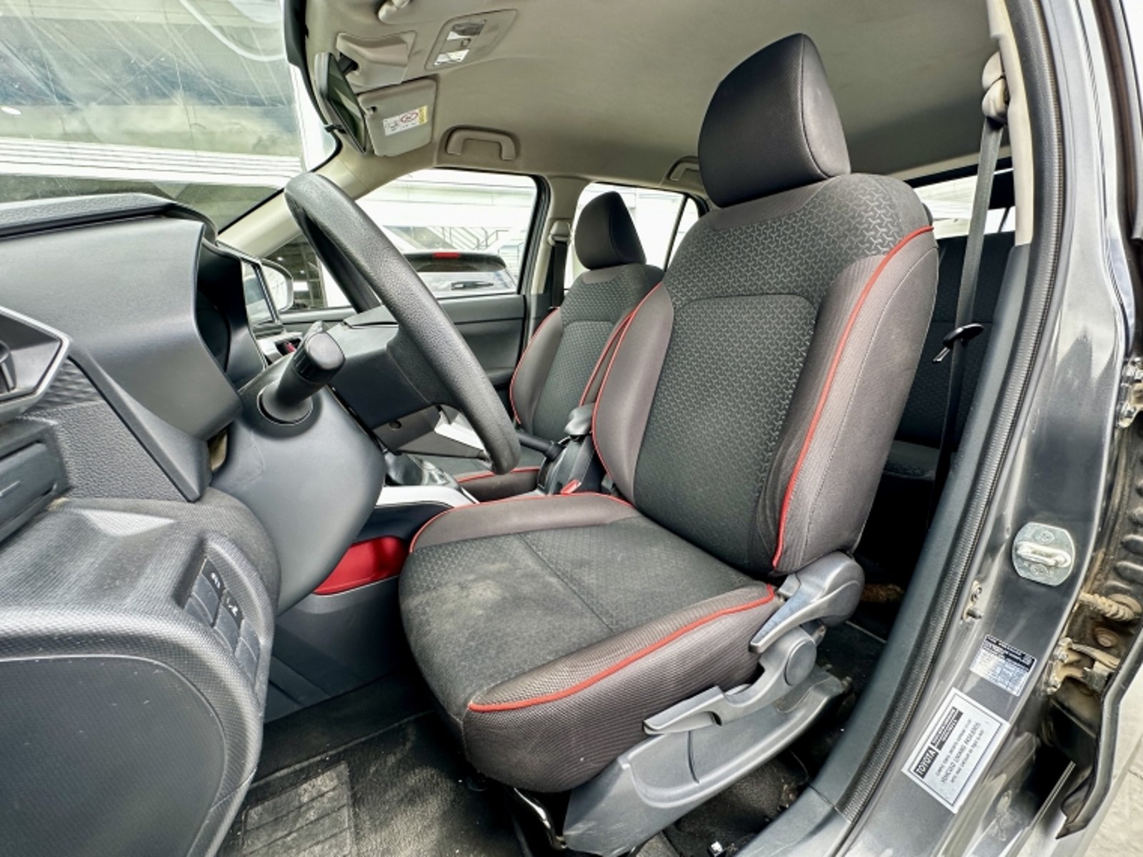 TOYOTA Raize Cvt 1.2 Aut 2023 - Imagen 9 de 20