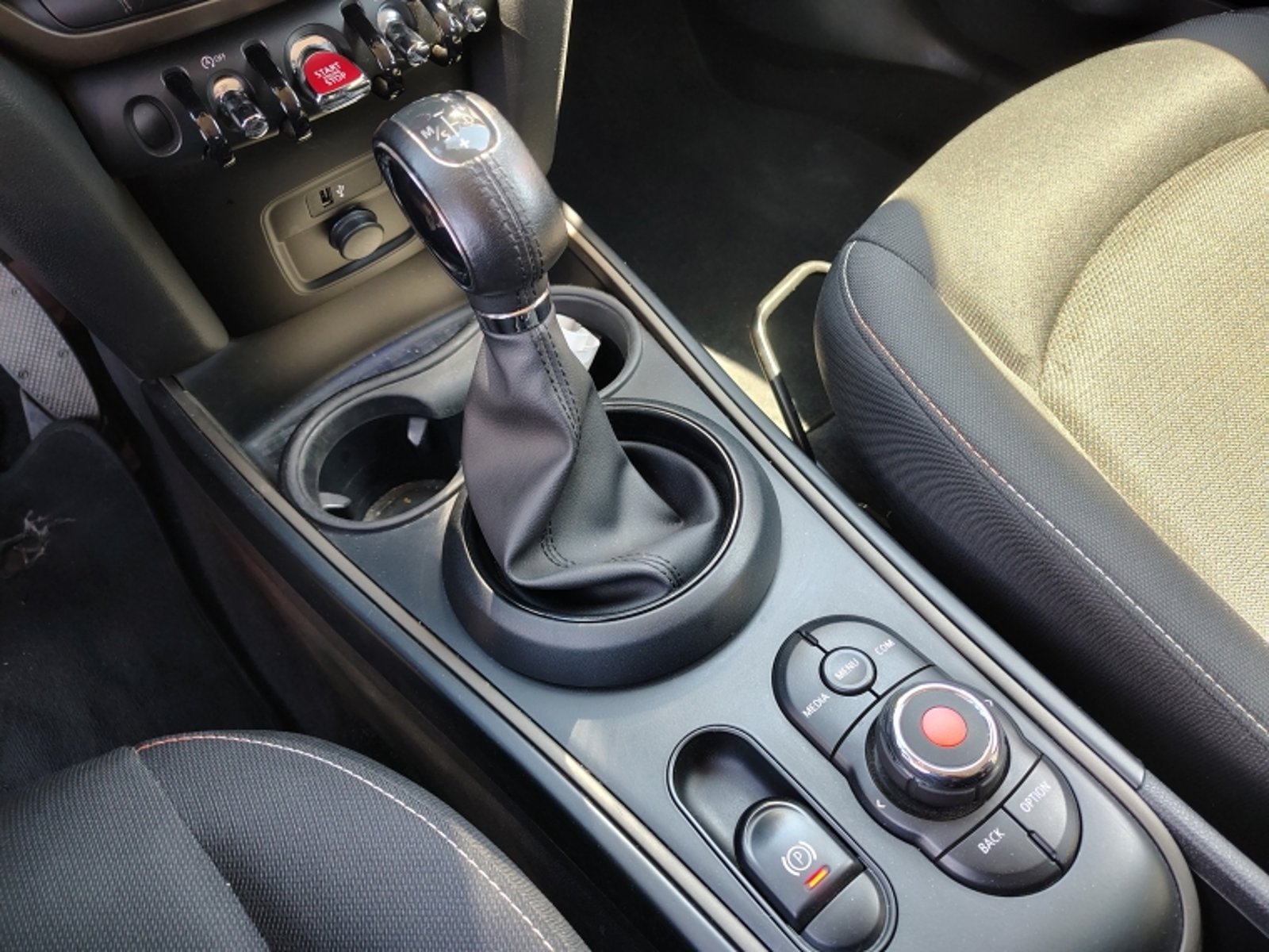 Mini COUNTRYMAN F60 Countryman Cooper 1.5 Aut 2020 - Imagen 15 de 20
