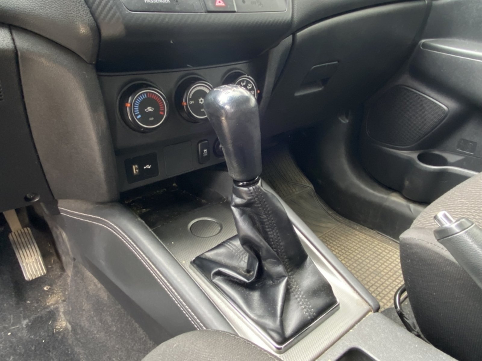MITSUBISHI Asx 4x2 Mt 1.6 2023 - Imagen 11 de 20
