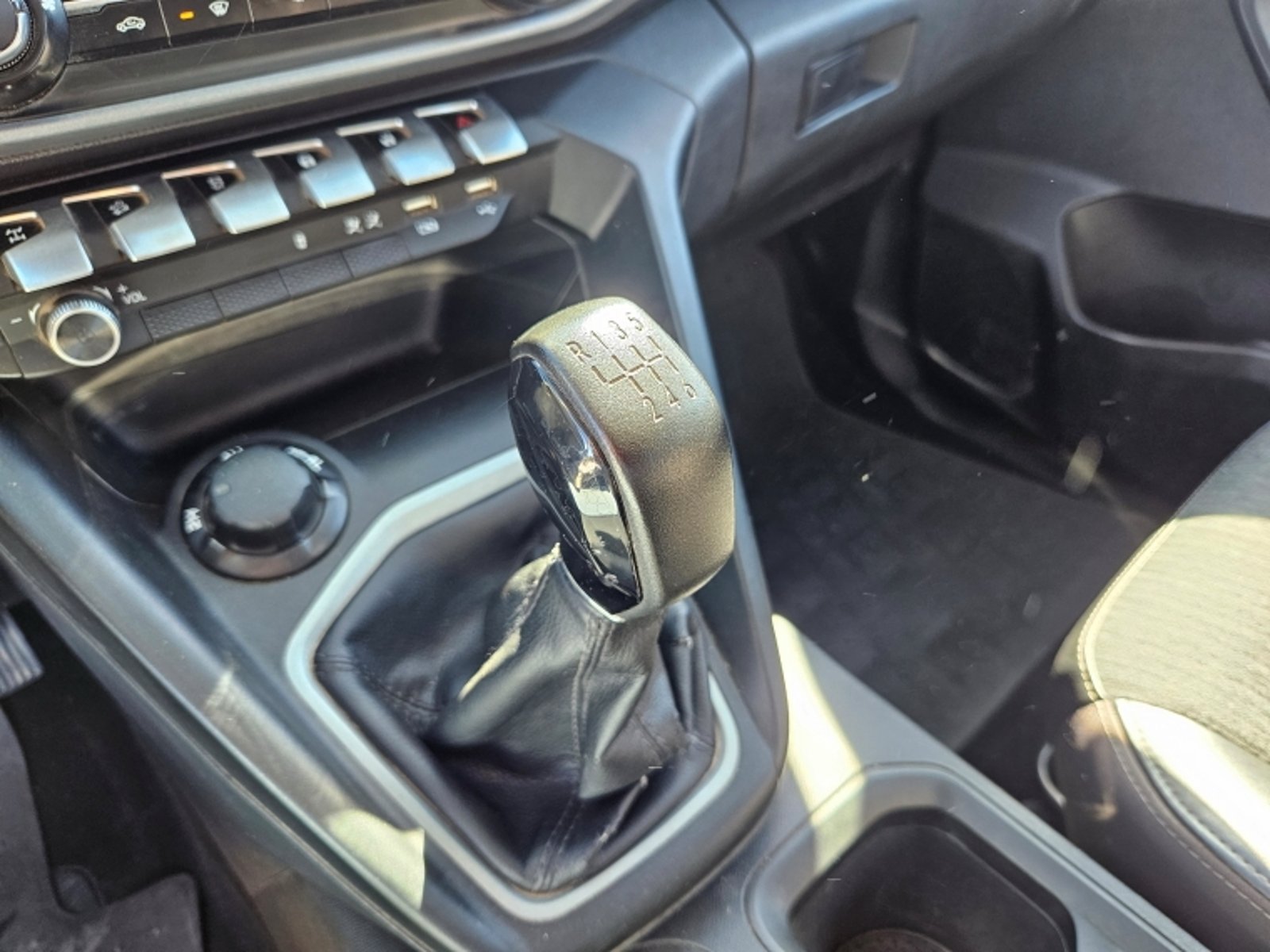Peugeot Landtrek Active Hdi 150 4x4 2022 - Imagen 12 de 20