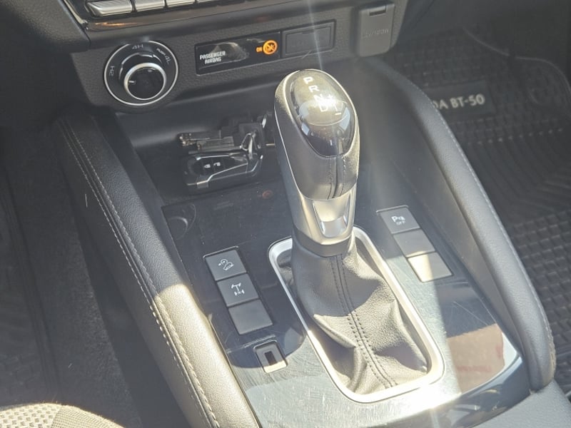 Mazda BT-50 Bt 50 4x4 3.0 Aut 2022 - Imagen 13 de 20