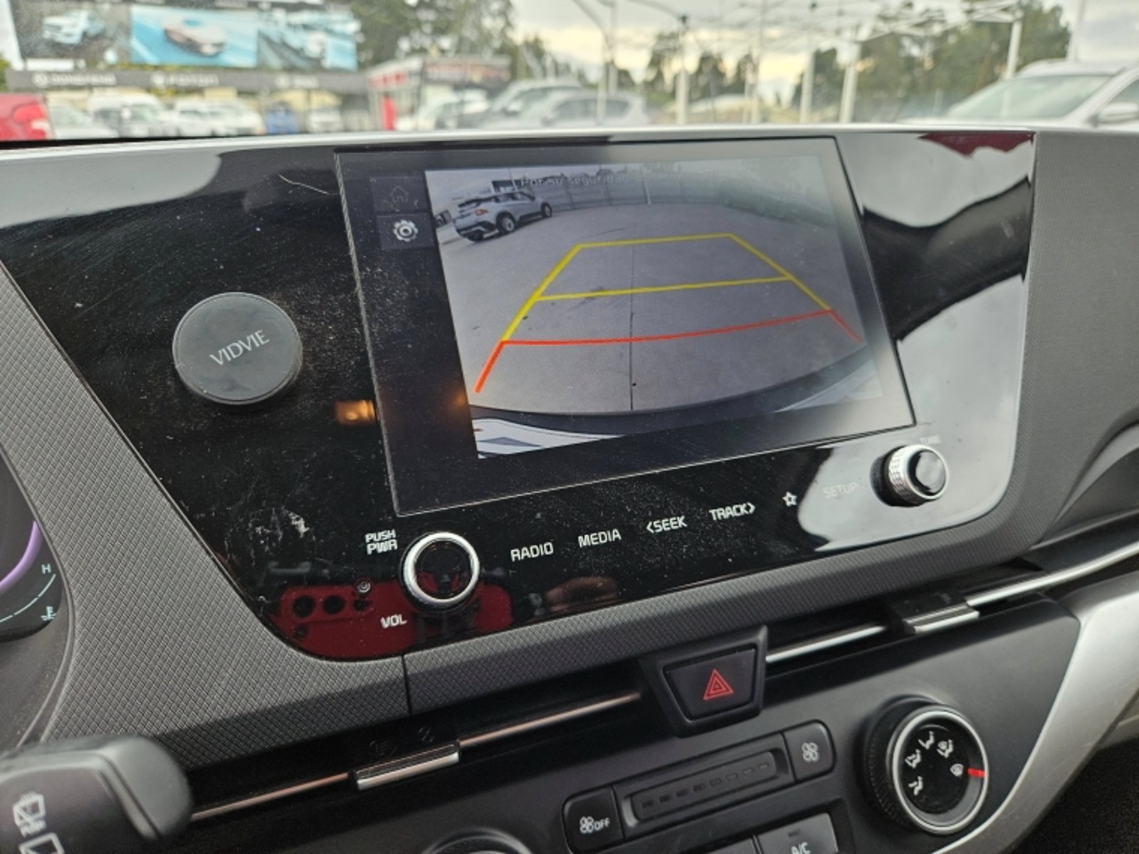 Kia Carens Ex 1.4 Aut 2024 - Imagen 18 de 20