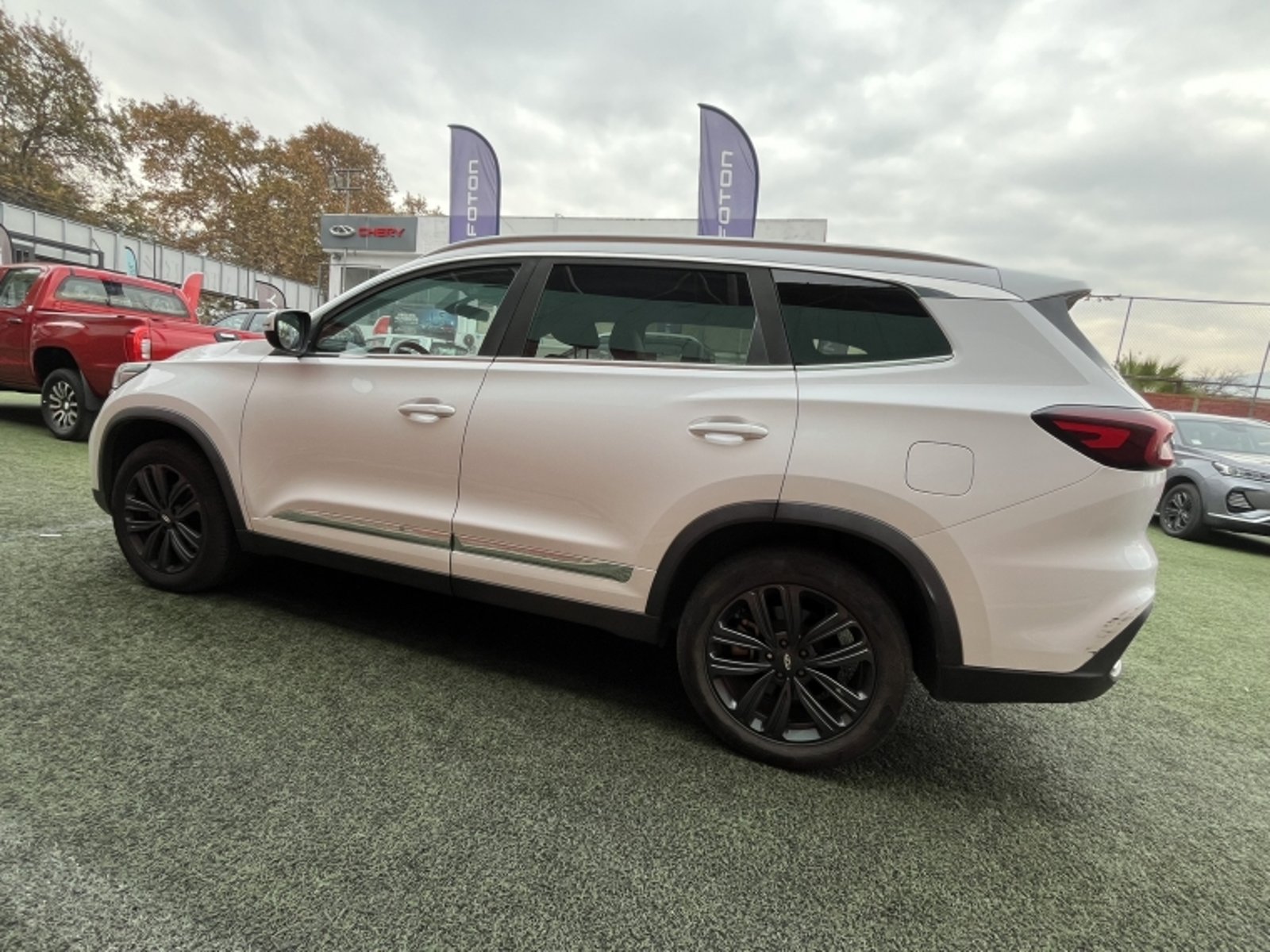 Chery Tiggo 8 1.5 2022 - Foto 2 de 20
