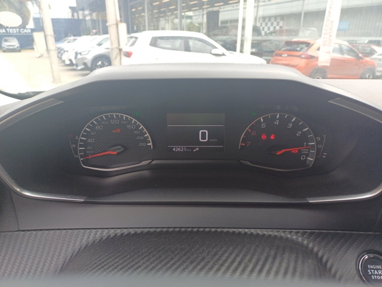 PEUGEOT 2008 Puretech 130 1.2 2023 - Imagen 16 de 19