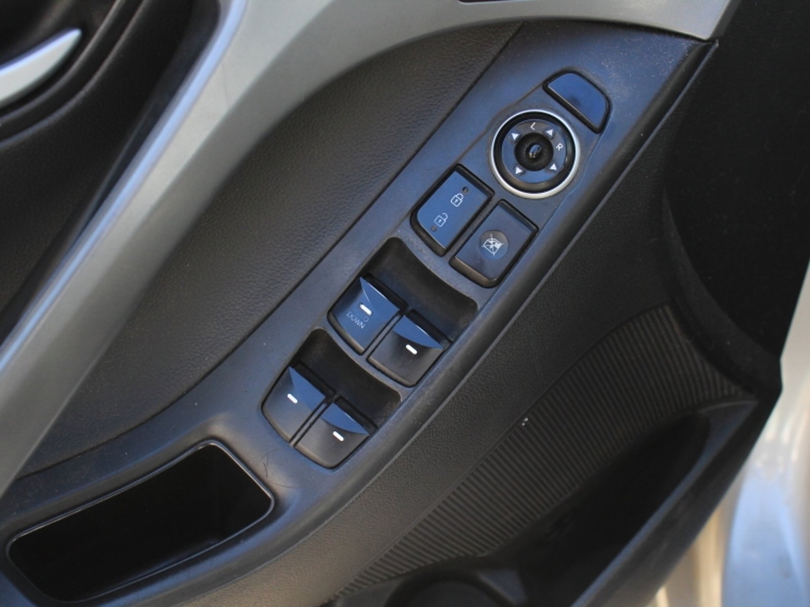 HYUNDAI Elantra Gls Full 1.8 Aut 2014 - Imagen 13 de 20