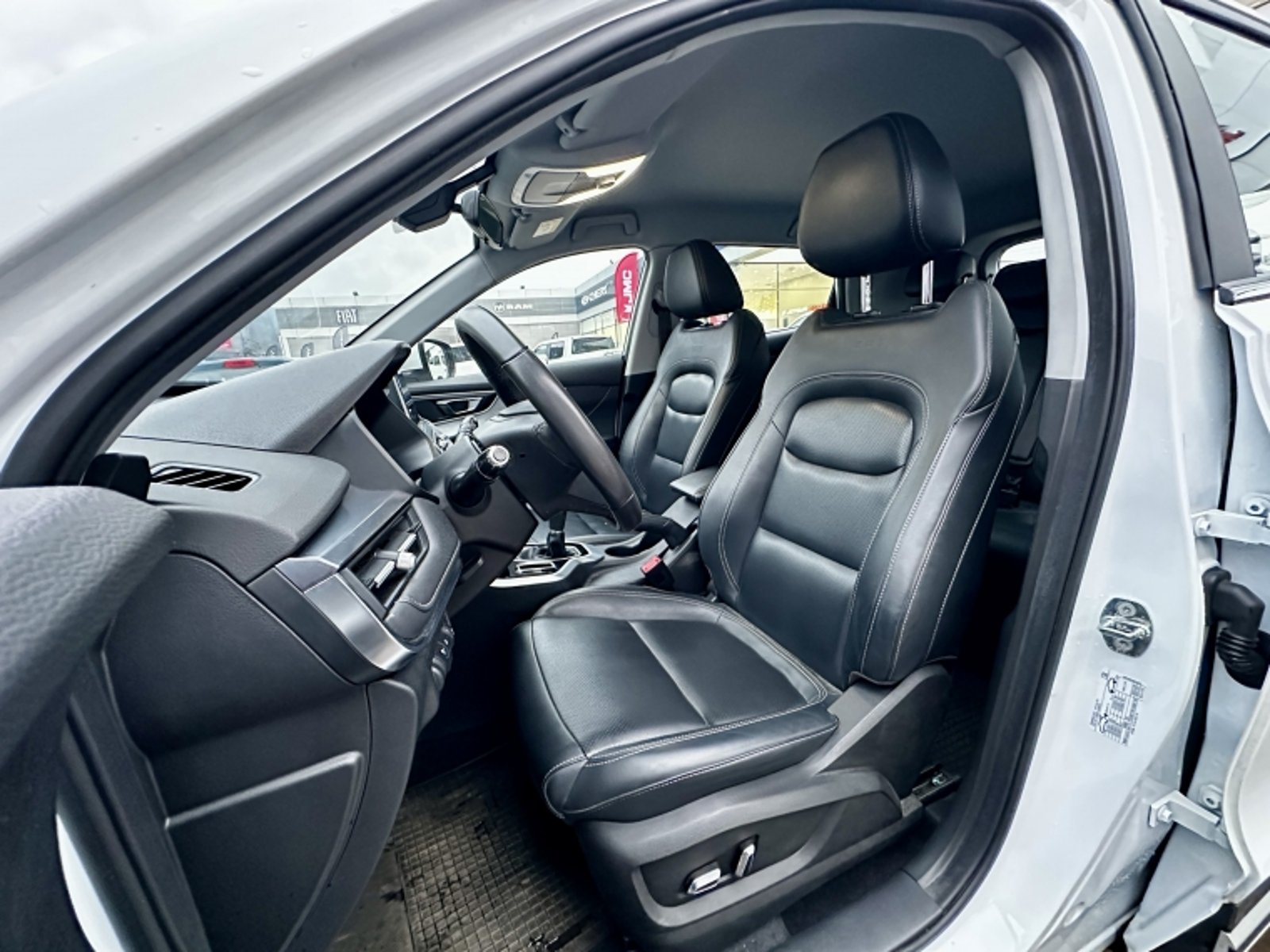 CHERY Tiggo 3 Pro Glx 1.5 2024 - Imagen 9 de 20