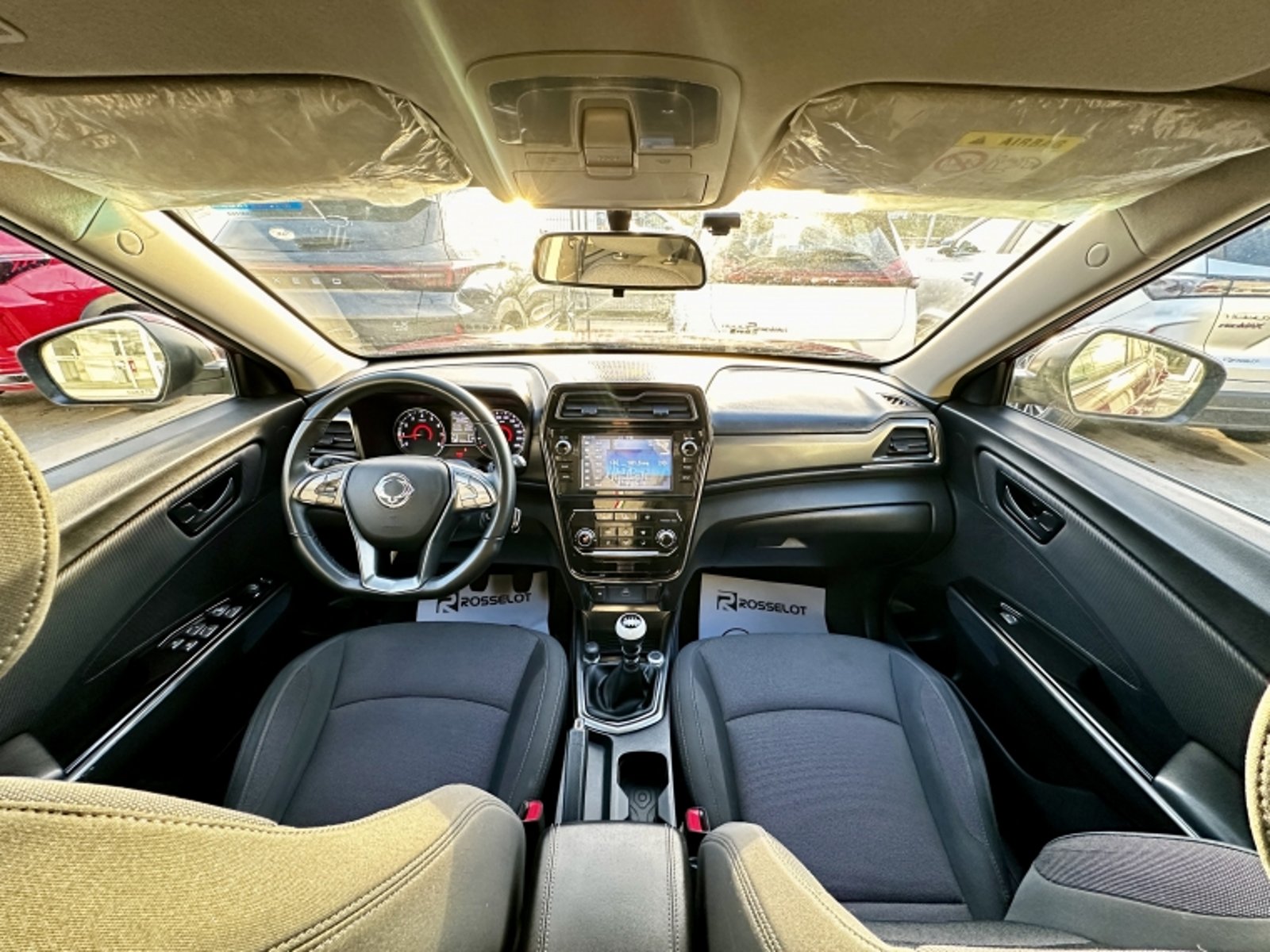 SsangYong Tivoli Gas 4x2 1.6 Mt - Tx1011 Euro Vi 2023 - Imagen 17 de 20