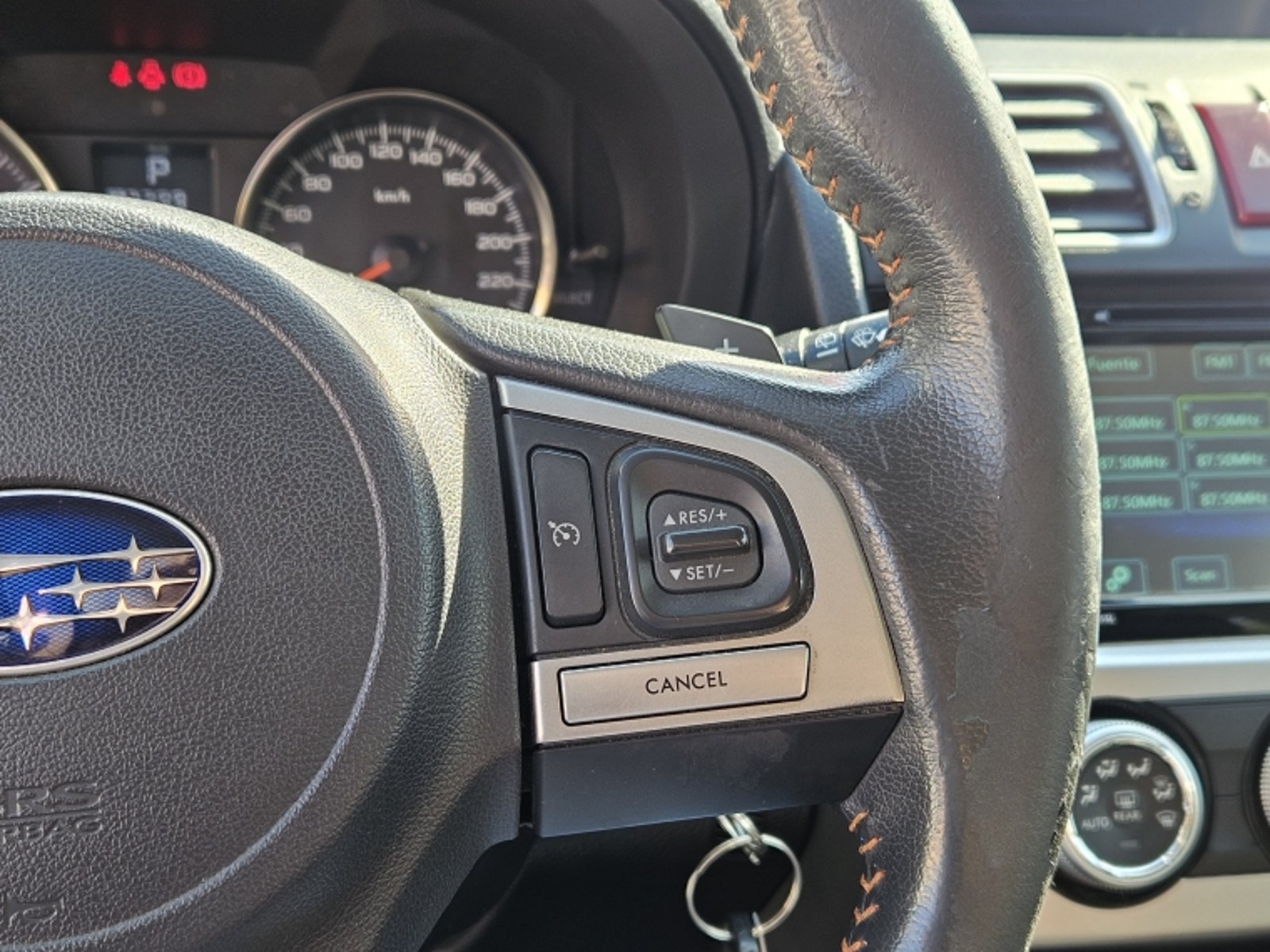 SUBARU Xv Awd Cvt 2.0i 2016 - Imagen 18 de 20
