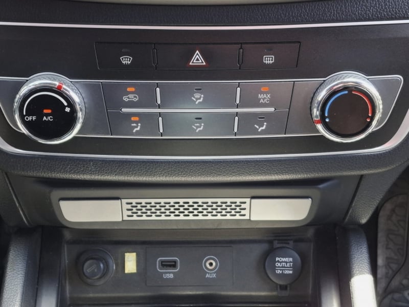 SsangYong GRAND MUSSO Musso Grand 2.2 4x4 Mt Full - Ql712 2021 - Imagen 18 de 20