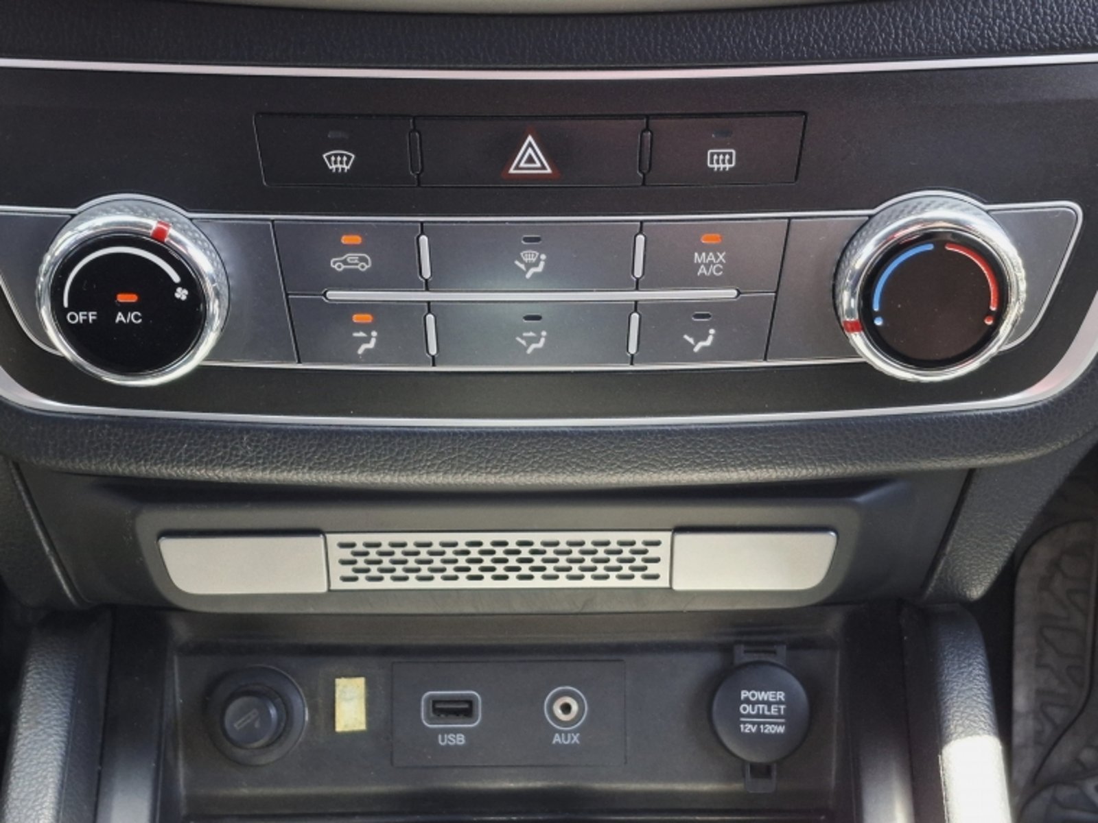 SSANGYONG GRAND MUSSO Musso Grand 2.2 4x4 Mt Full - Ql712 2021 - Imagen 18 de 20