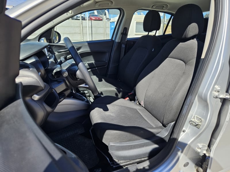 Fiat Cronos Drive 1.8 At 2022 - Imagen 14 de 20