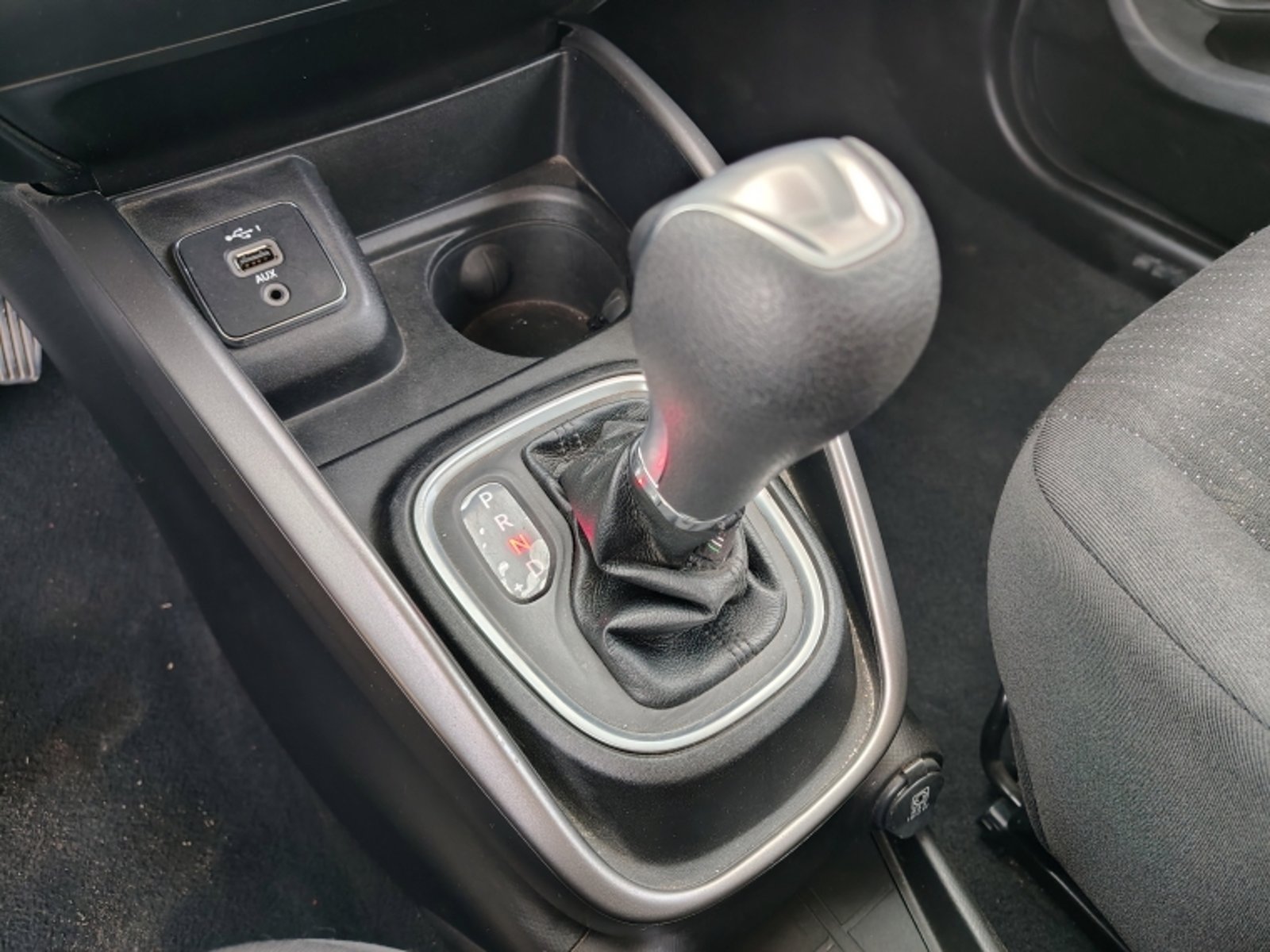 FIAT Cronos Drive 1.8 At 2022 - Imagen 14 de 20