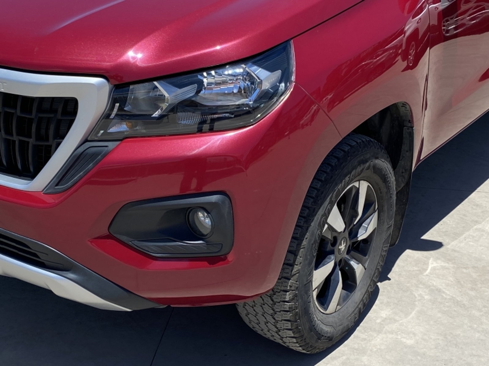PEUGEOT Landtrek Blue Hdi 180 4x4 2.2 2024 - Imagen 8 de 20