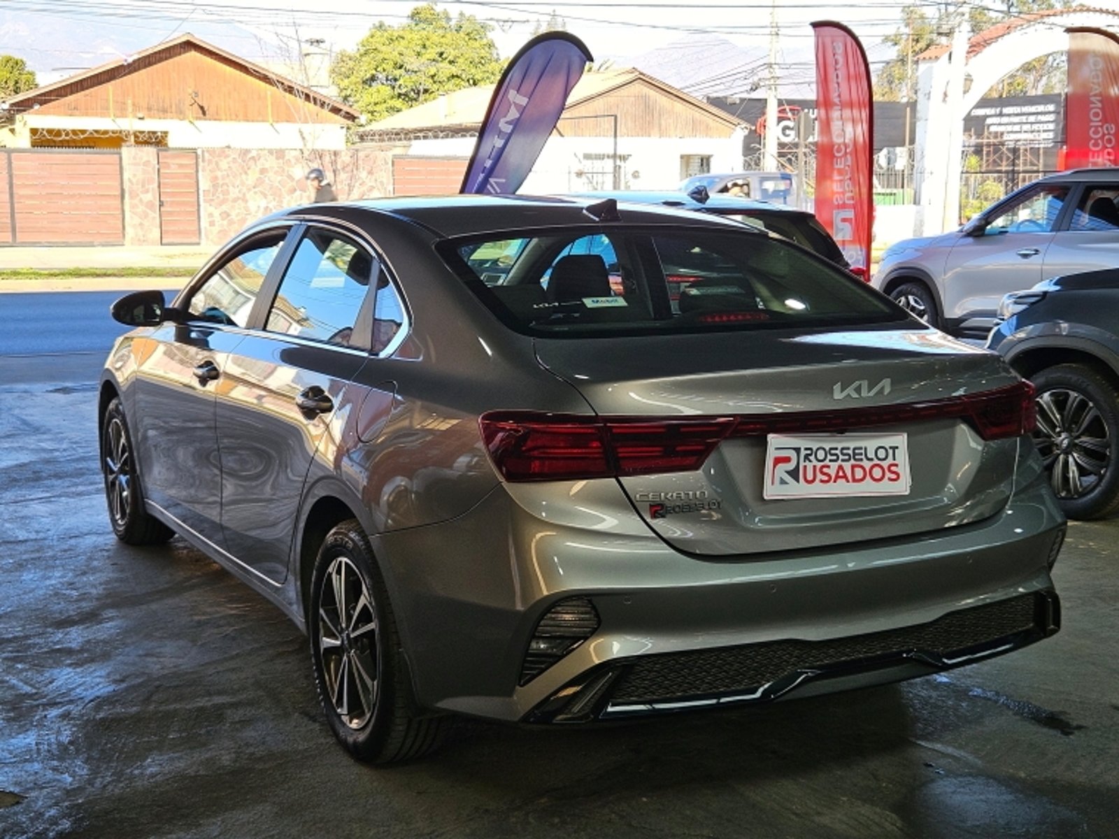KIA Cerato Mpi 1.6 Aut 2023 - Imagen 7 de 20