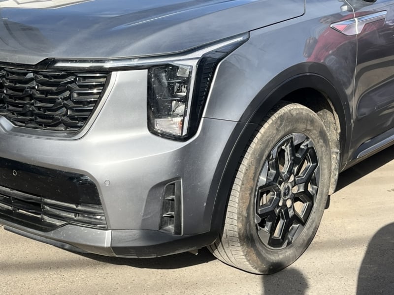 Kia Sorento Ex 4x4 2.2 Aut 2024 - Imagen 9 de 20